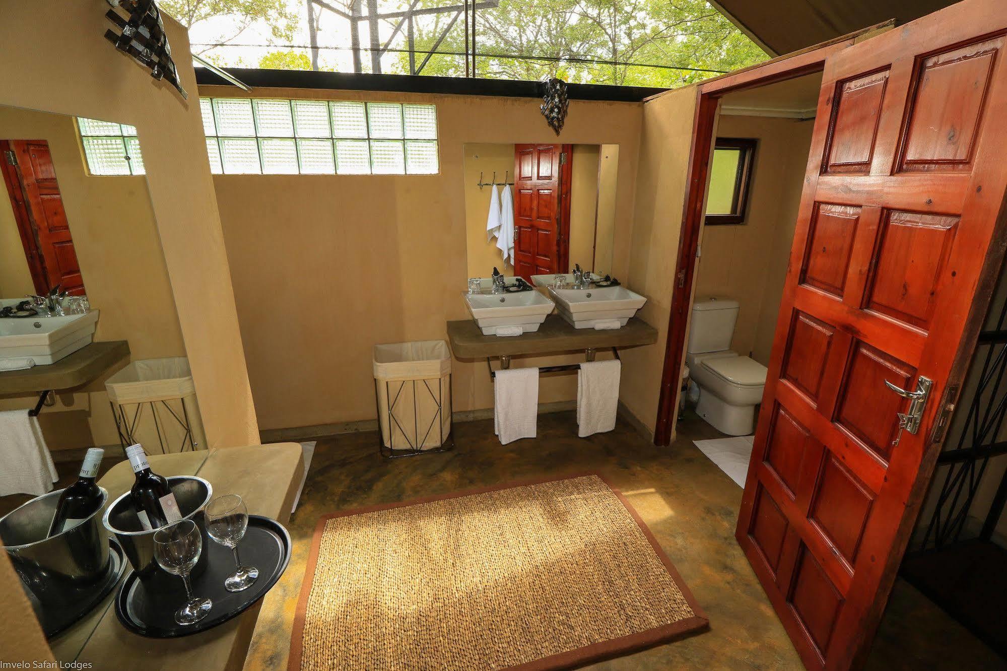 Gorges Lodge Victoria Falls Exterior foto